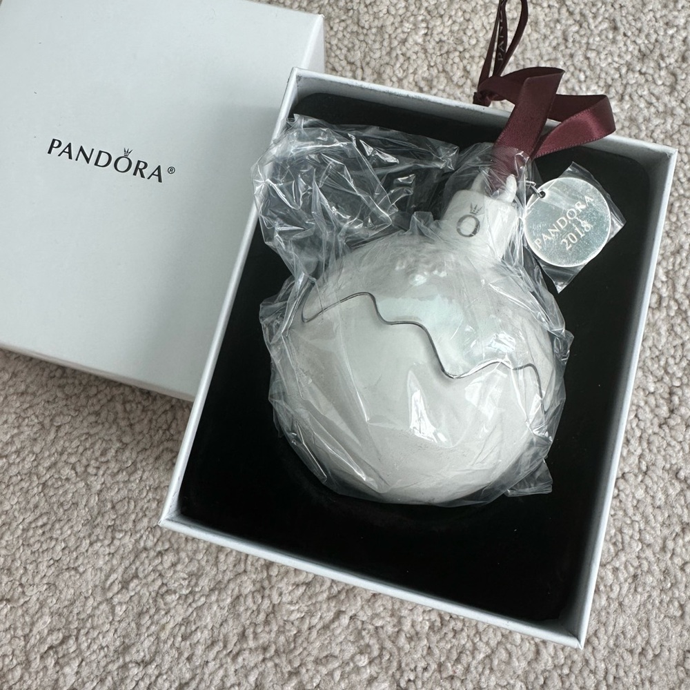 Pandora 2018 Ornament